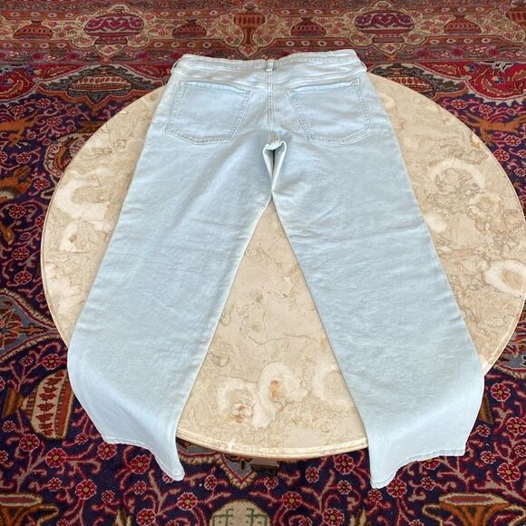 NWT Old Navy OG Loose Low Rise Light Wash Jeans Size 12 - Picture 4 of 9